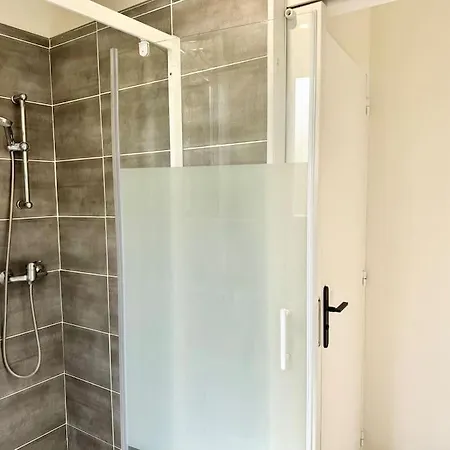 Le Vendays Plein De Charme Apartment Reims